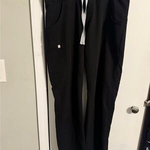 Figs Kade Scrub pants